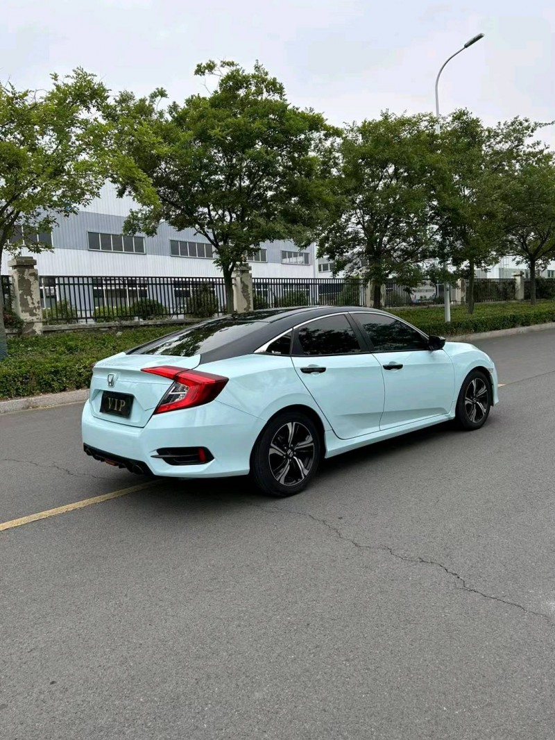 宿迁18年本田思域3