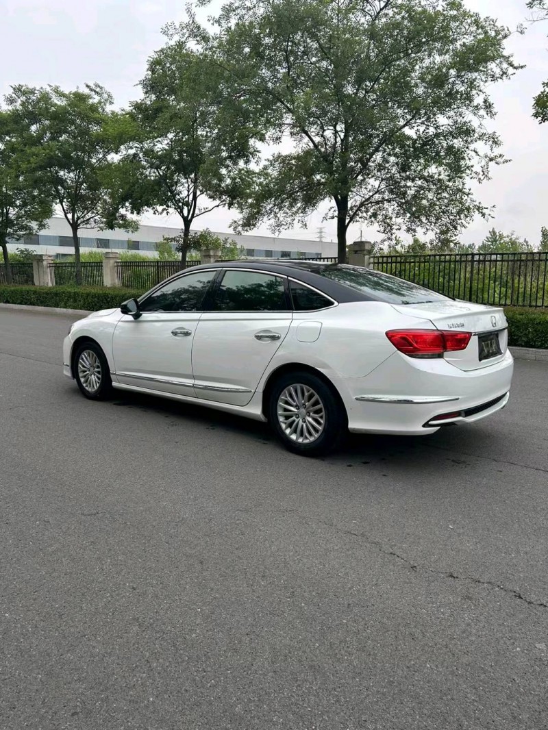 宿迁16年本田思铂睿4