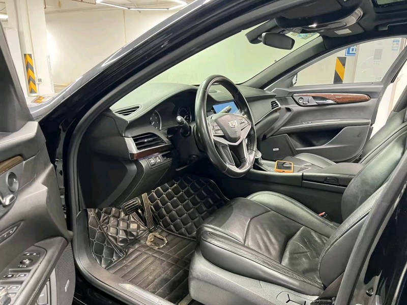 佛山17年凯迪拉克CT68