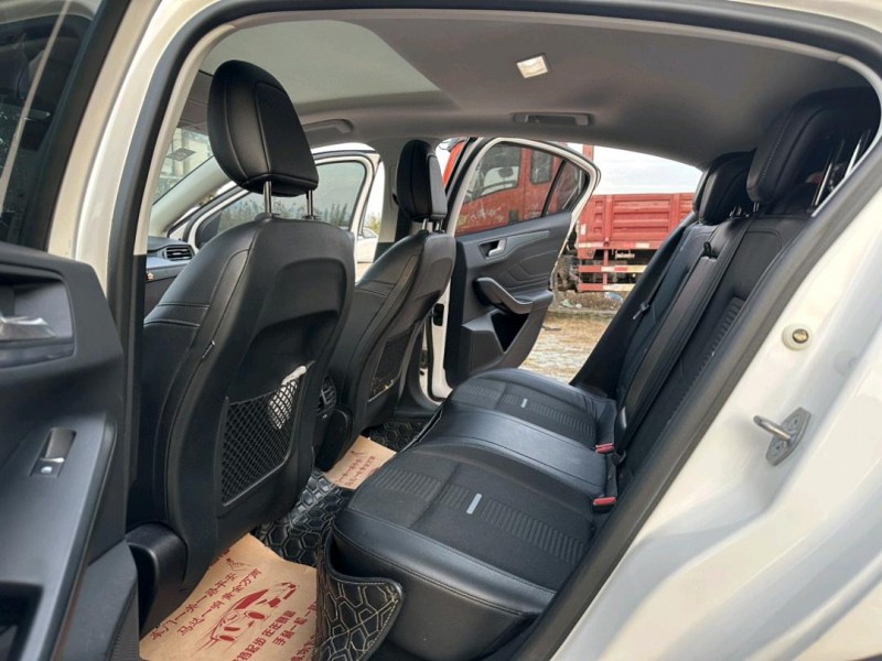 徐州20年福特福克斯6