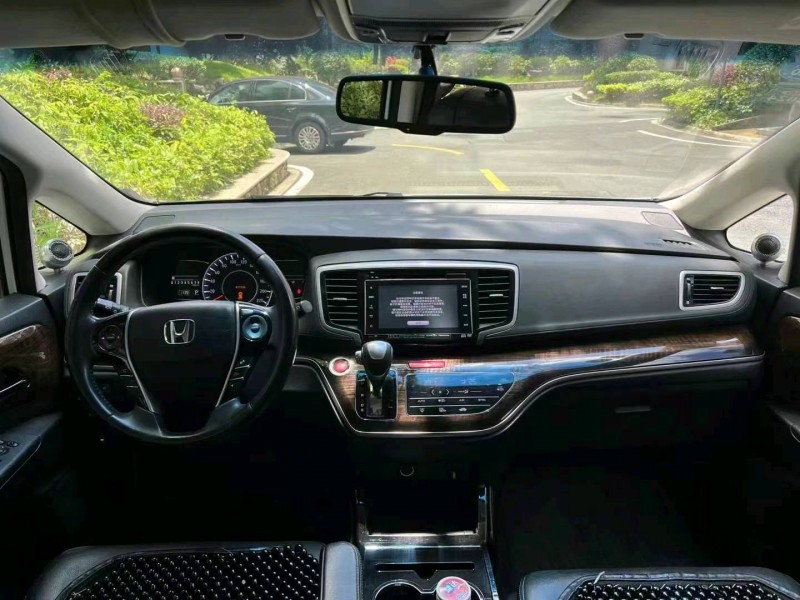 深圳16年本田奥德赛4