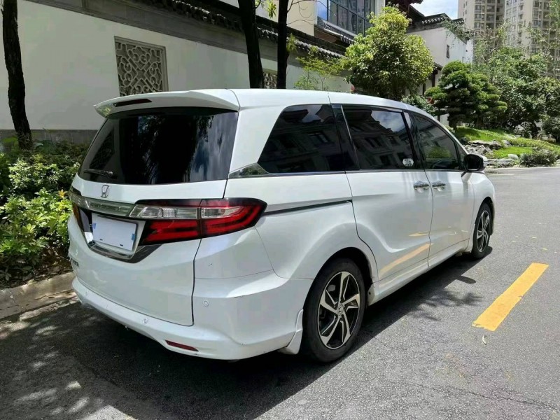 深圳16年本田奥德赛7