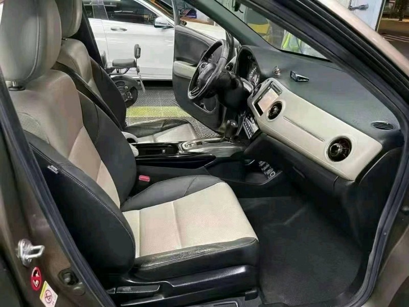 佛山16年本田XRV4