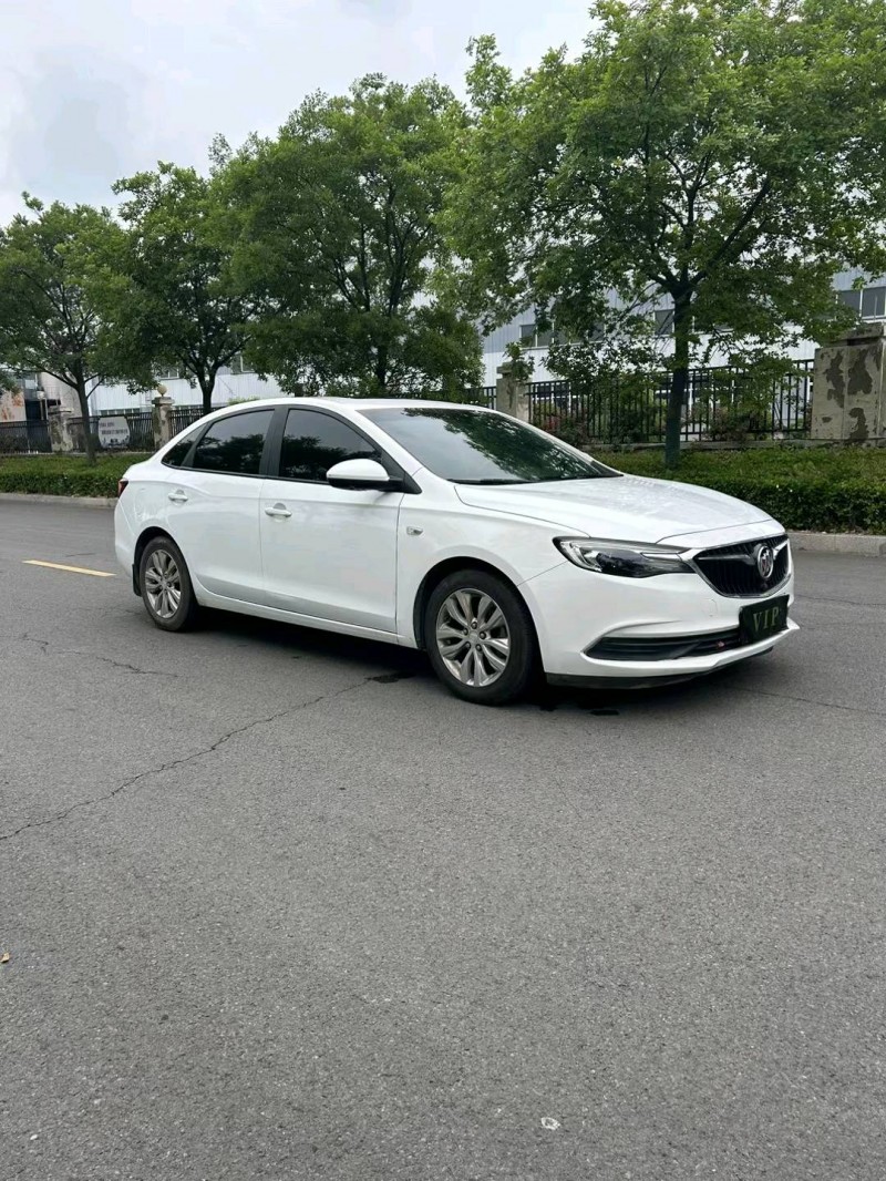 宿迁19年别克英朗GT3