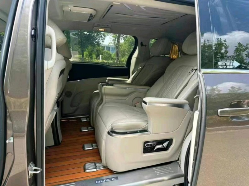 徐州21年别克GL86