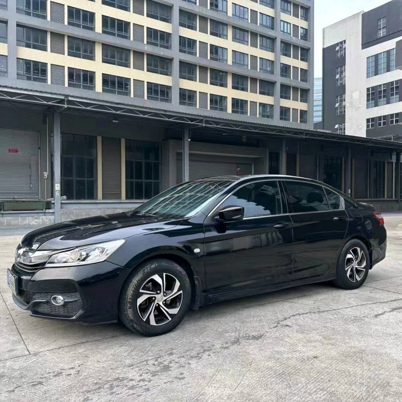 佛山16年本田雅阁3