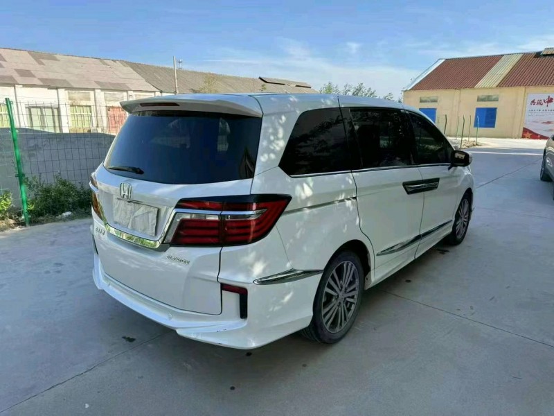 徐州18年本田艾力绅5