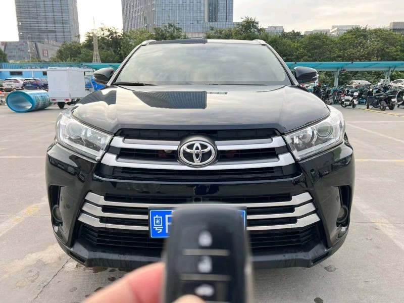 佛山23年丰田汉兰达1