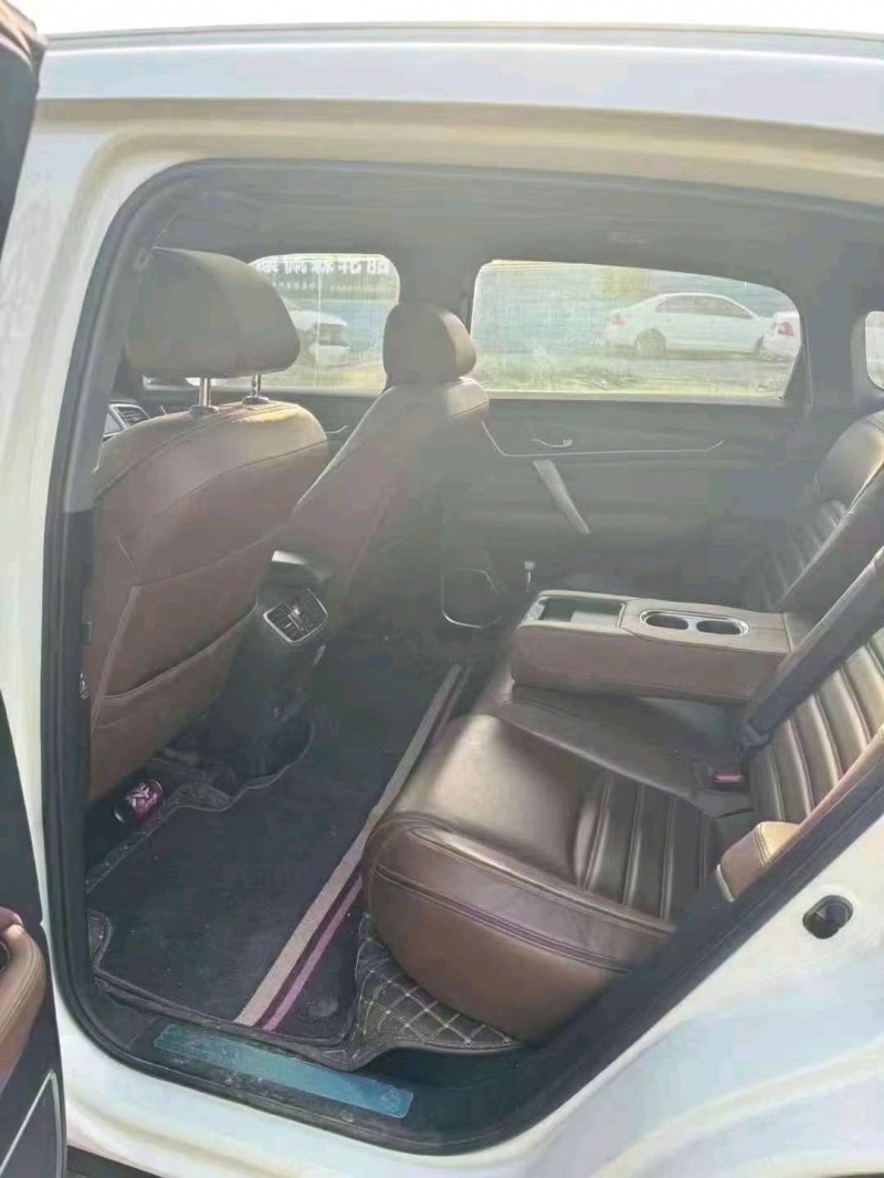 济南18年本田URV8