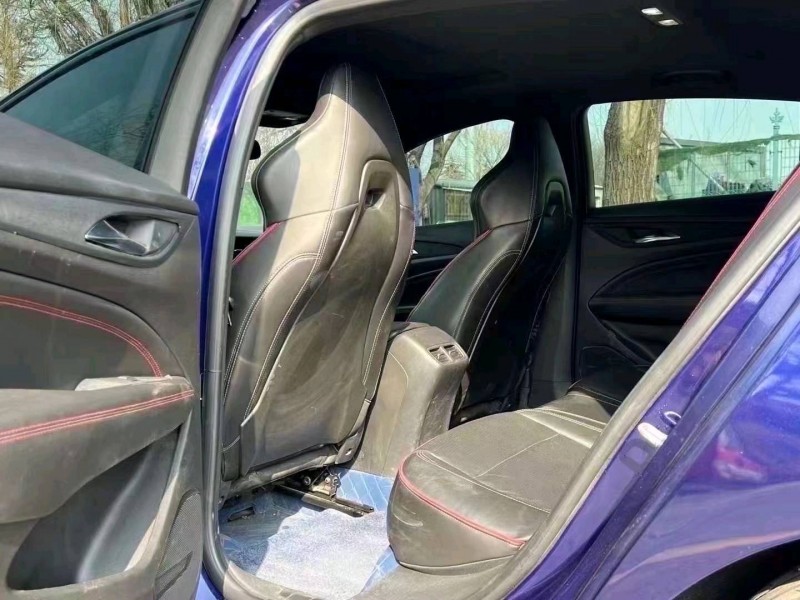 青岛19年别克君威4