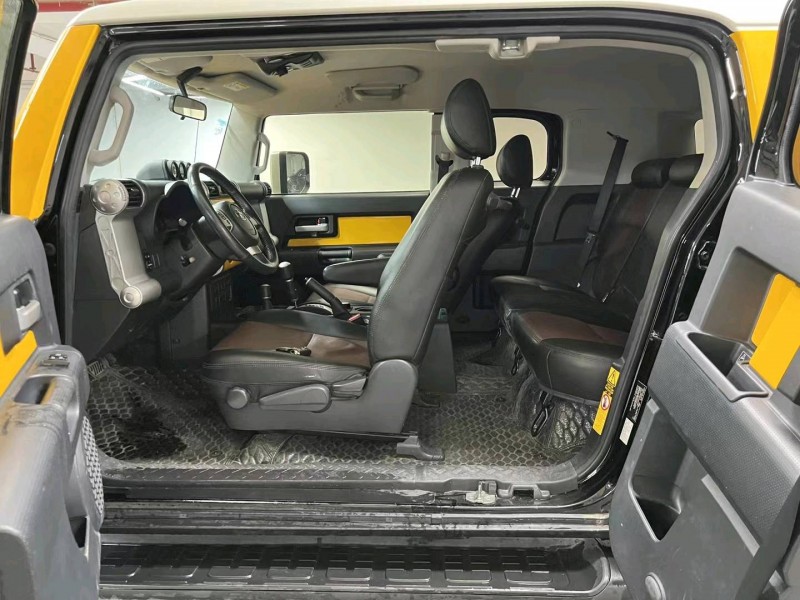 佛山17年丰田FJ5