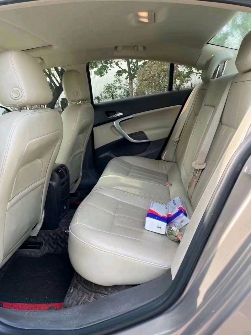 菏泽15年别克君威4