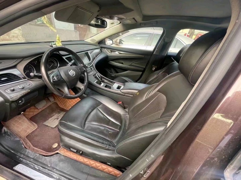 济南18年别克君越2