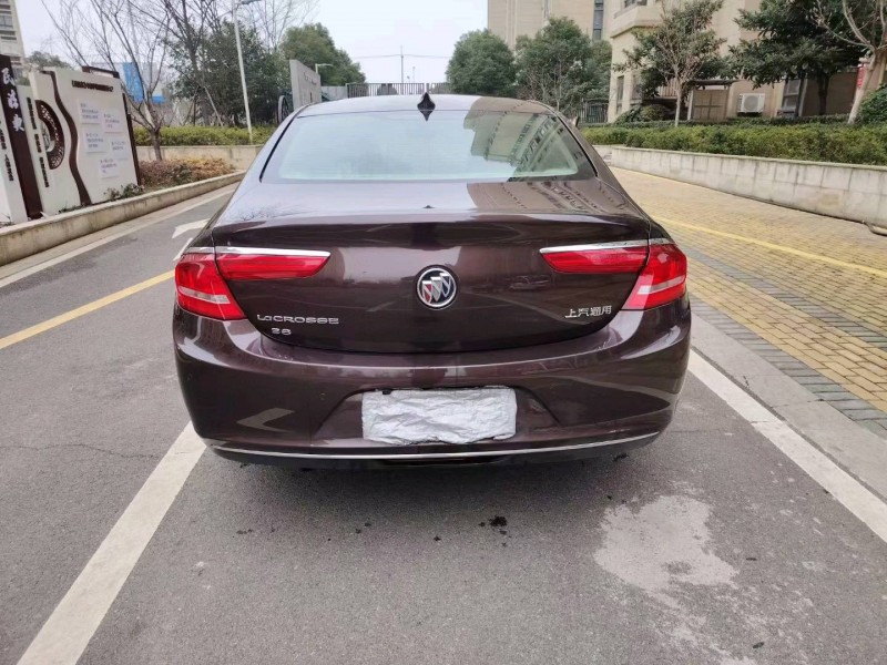 苏州18年别克君越9