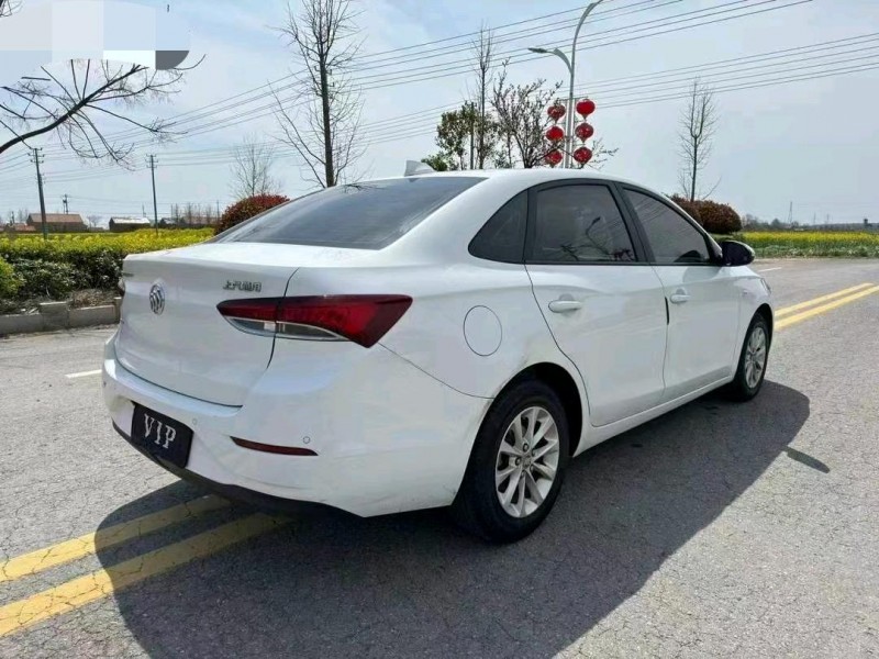 盐城19年别克英朗8