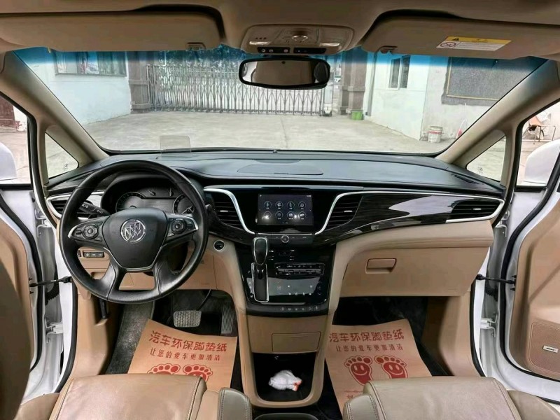 徐州18年别克GL84