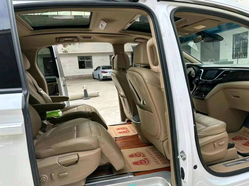 徐州18年别克GL87