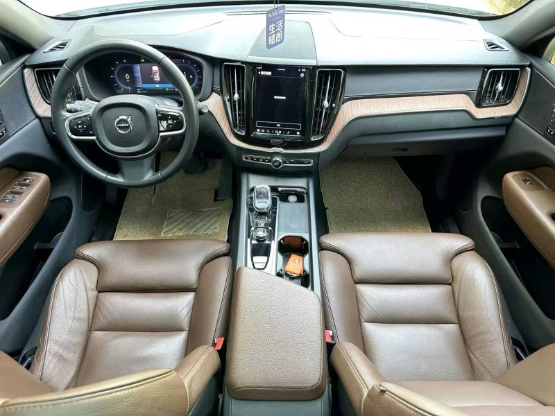 济宁22年沃尔沃XC606