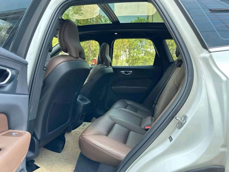 济宁22年沃尔沃XC609