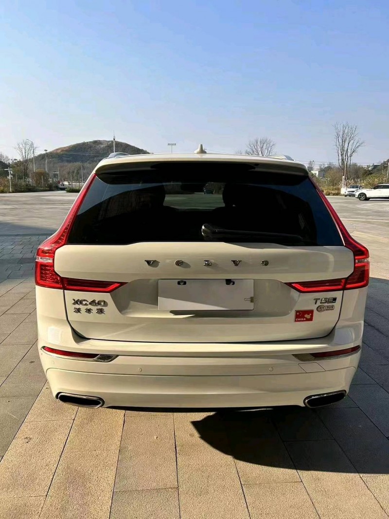 重庆20年沃尔沃XC604