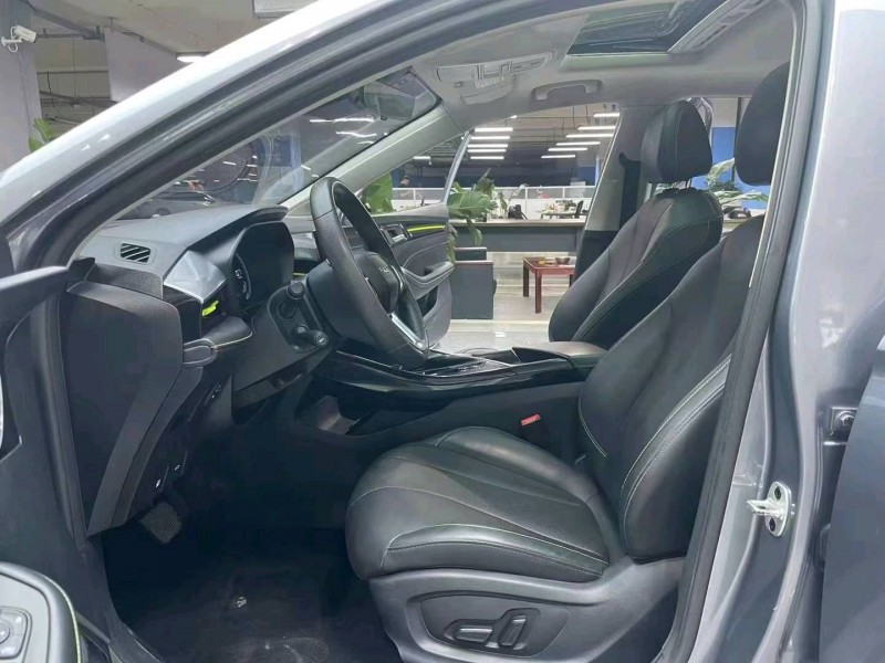 成都21年荣威i55