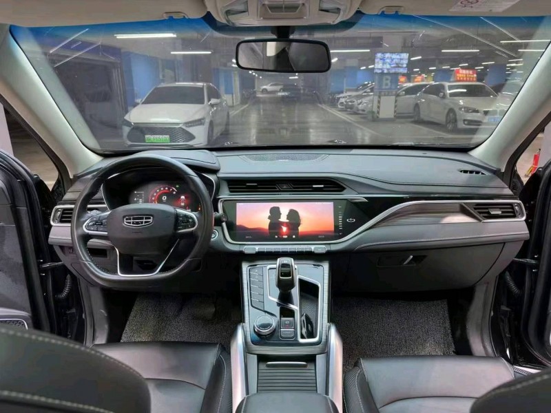 成都20年吉利博越6