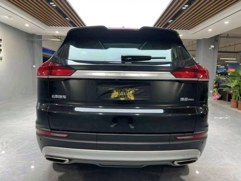 成都20年吉利博越9