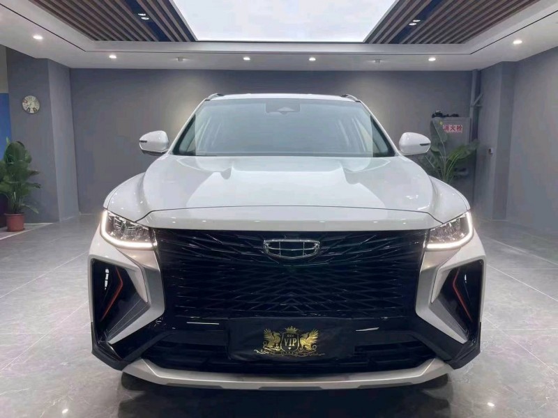 成都21年吉利博越1