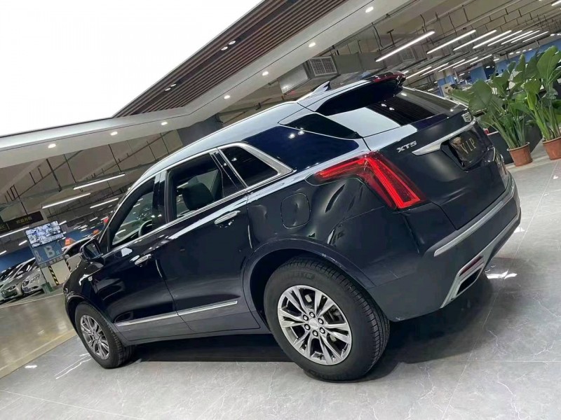 成都20年凯迪拉克XT57