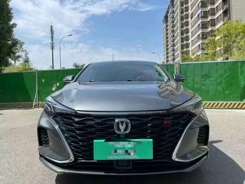 成都22年长安汽车逸动1