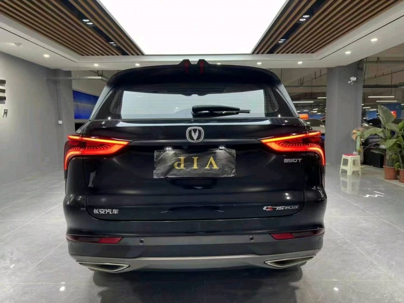 成都21年长安汽车CS759