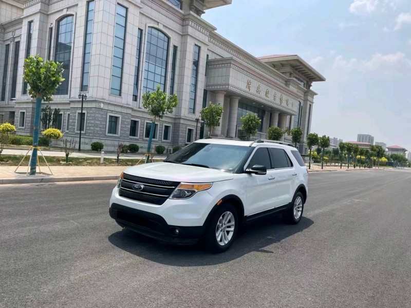 沧州15年福特探险者3