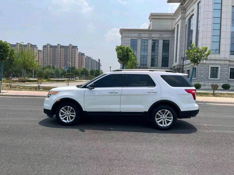 沧州15年福特探险者6