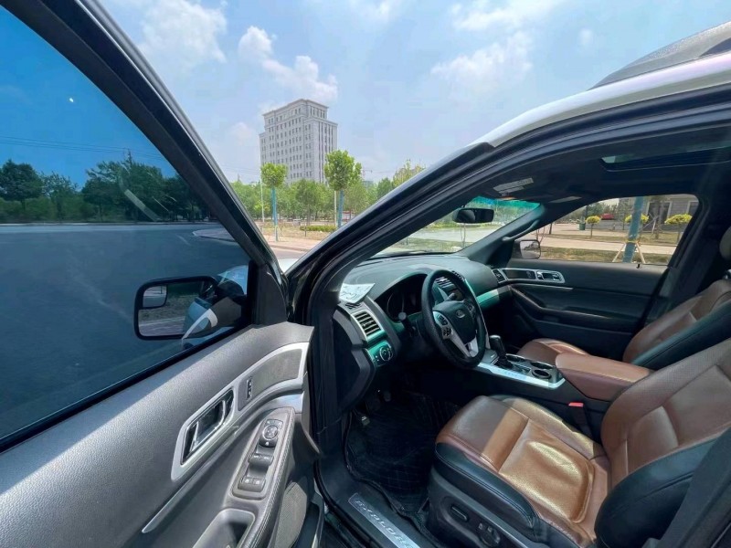 沧州15年福特探险者8