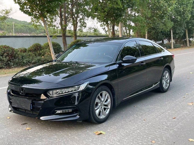 徐州20年本田雅阁3