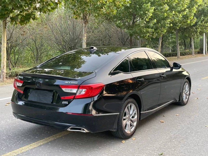 徐州20年本田雅阁5