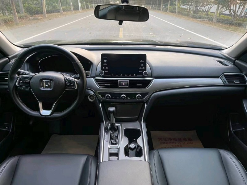 徐州20年本田雅阁6