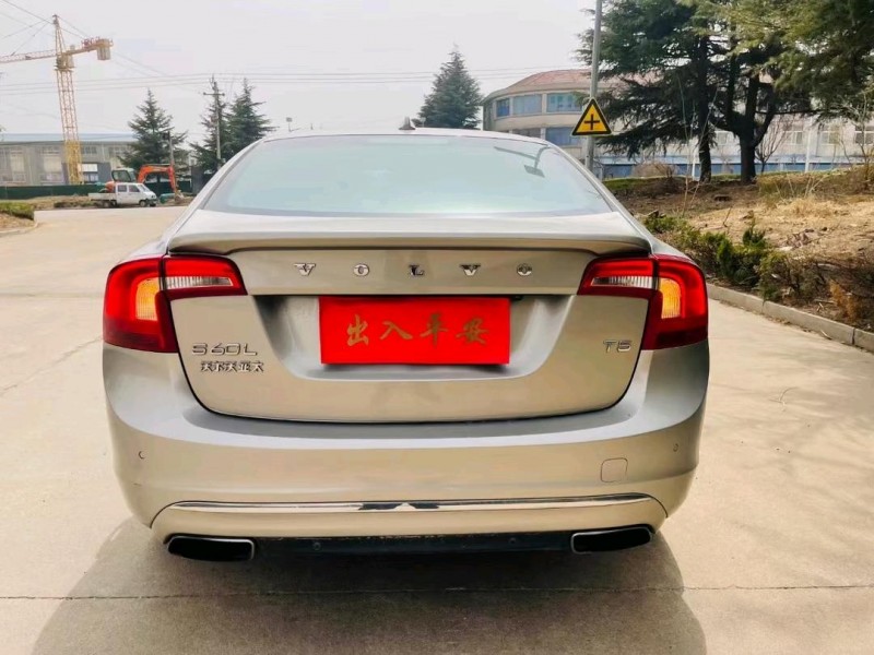 烟台14年沃尔沃S60L5