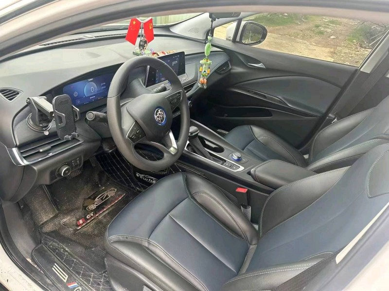 广州23年别克微蓝3