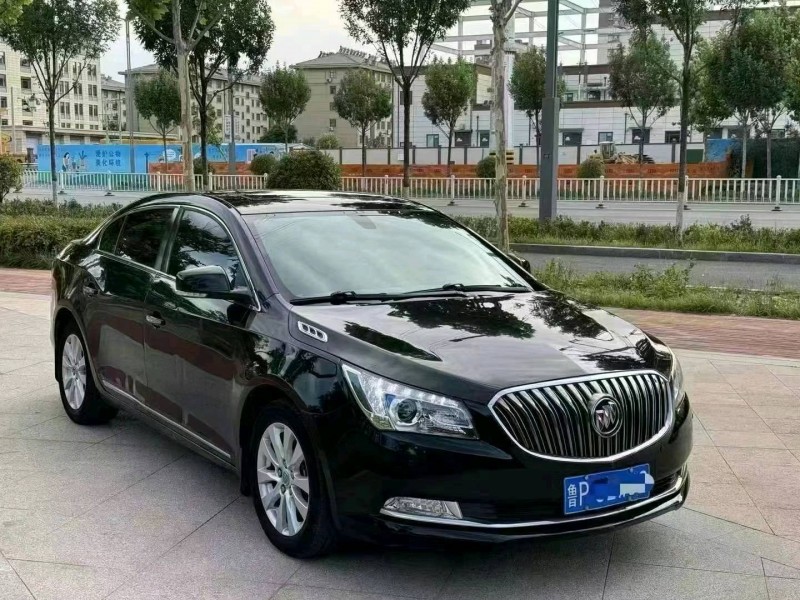 枣庄16年别克君越8