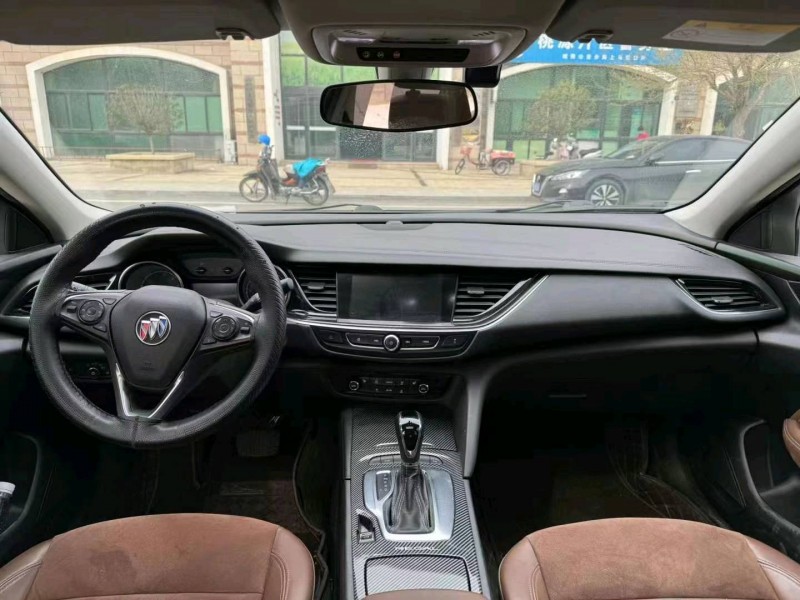 烟台20年别克君威9