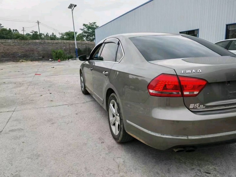 岳陽14年大眾帕薩特3