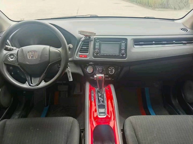 东营18年本田缤智6