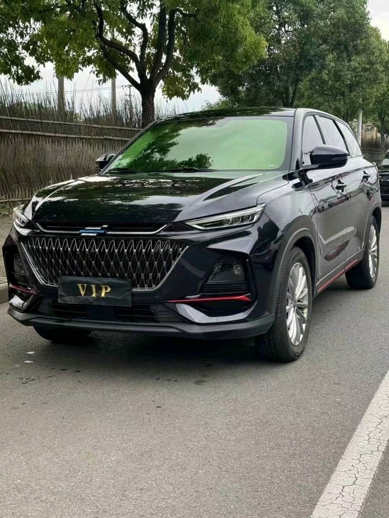 上海22年長安汽車歐尚2