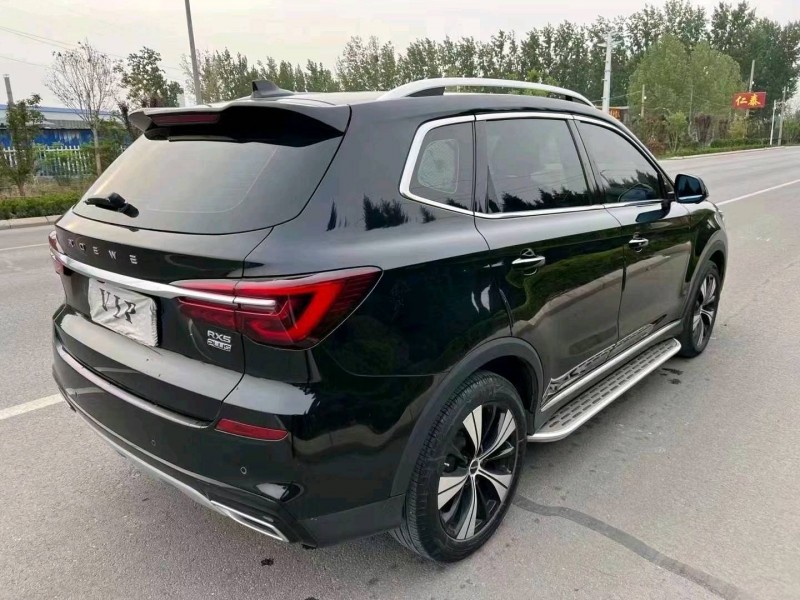 东营20年荣威RX56