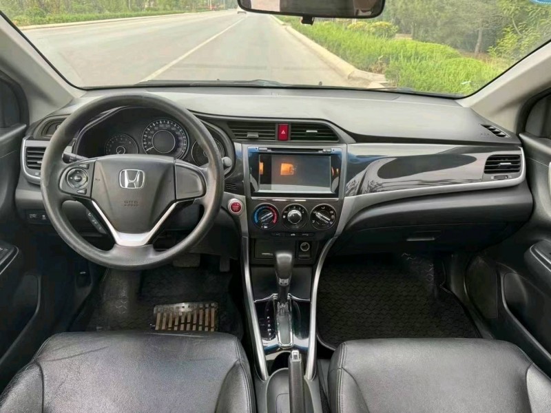 枣庄13年本田凌派4