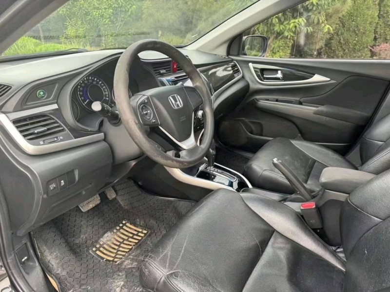 枣庄13年本田凌派7