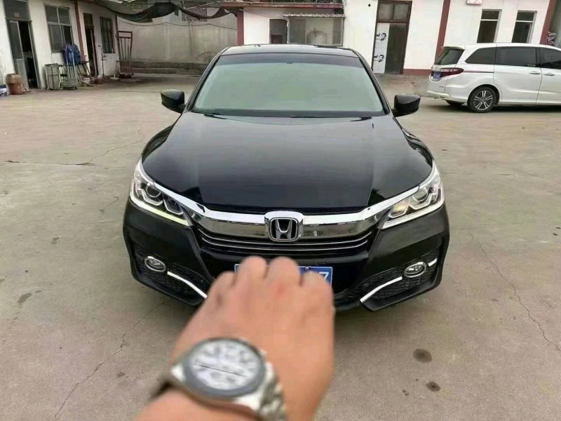 东营16年本田雅阁1