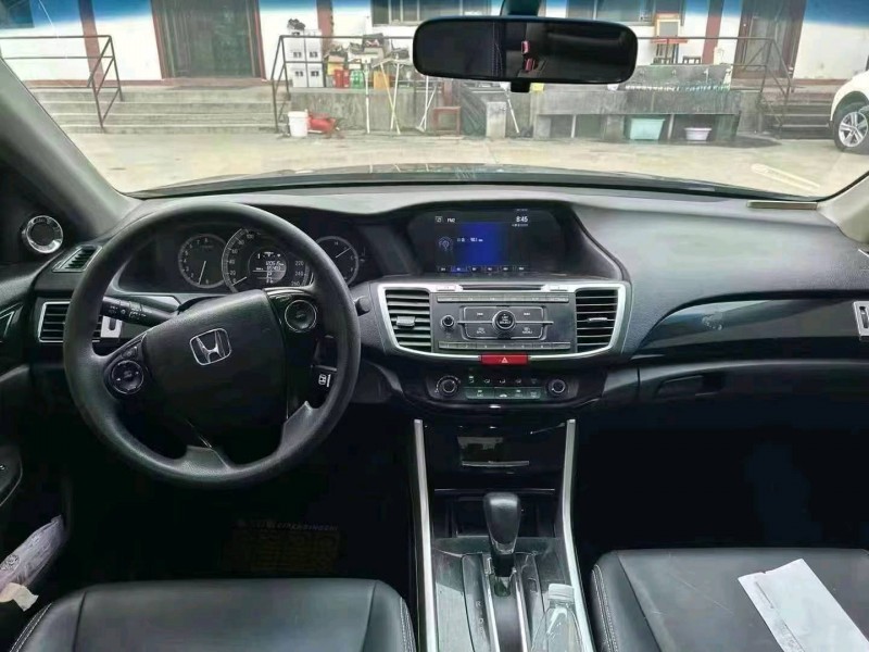 东营16年本田雅阁4