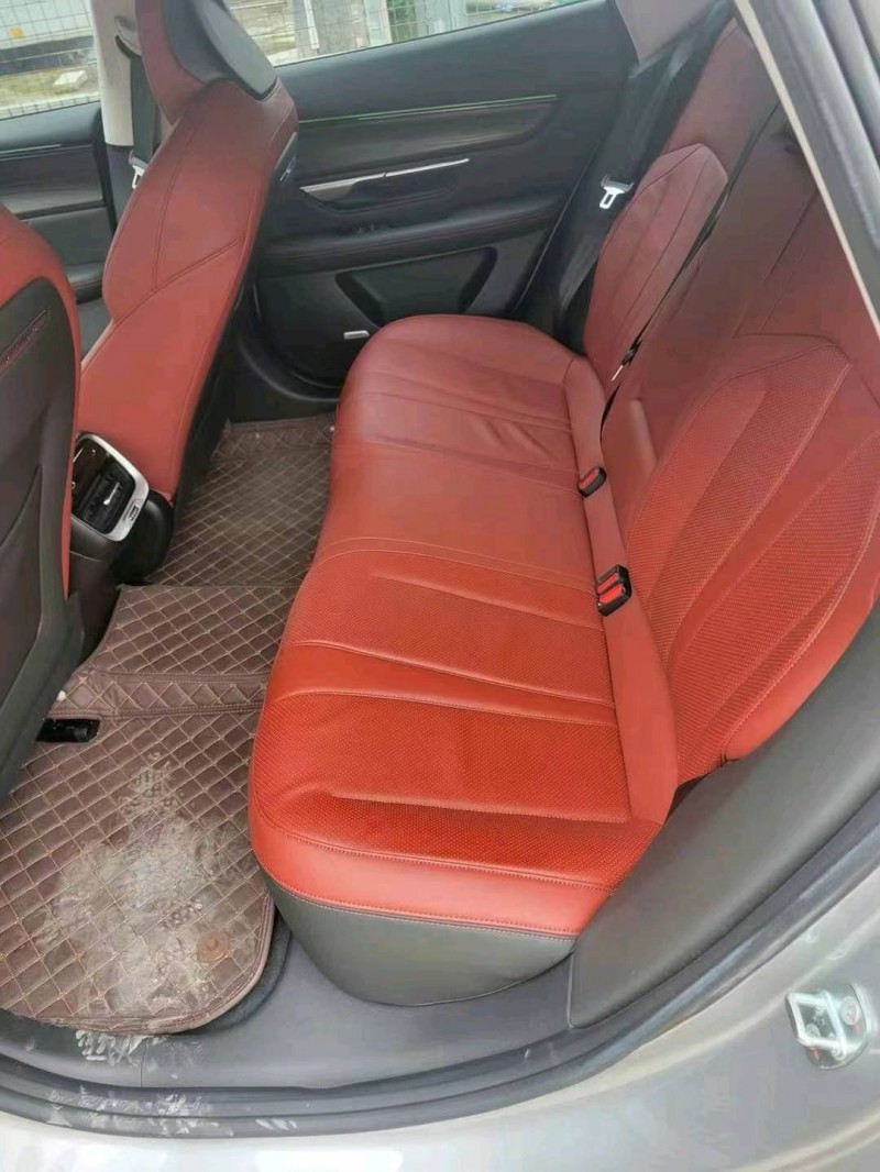 蘇州22年小鵬汽車p74